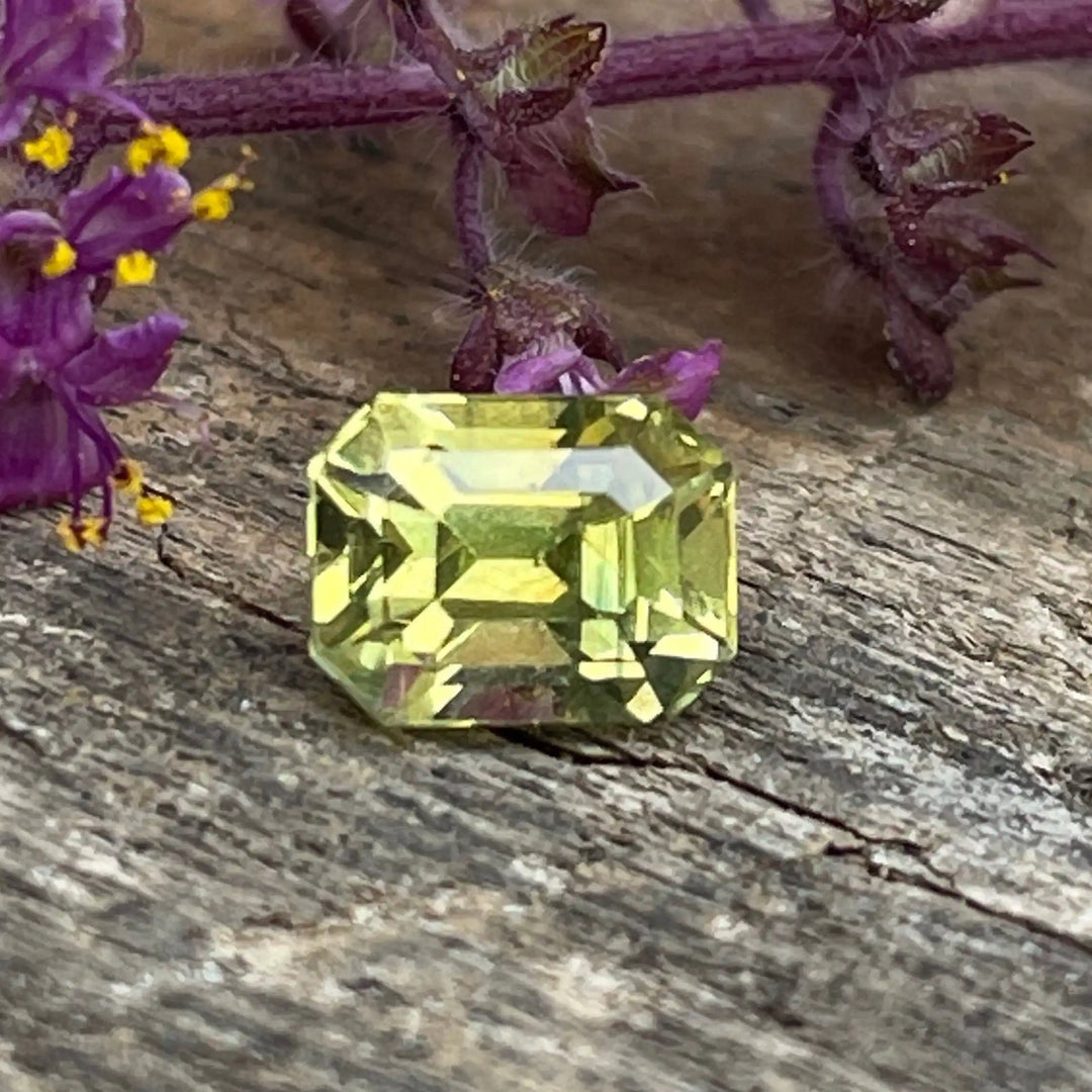 Yellow Sapphire l  0.85 Ct l Emerald l 5.5x4.2x4.1mm l Madagascar  l Sapphire For Engagement Ring l Natural Sapphires  