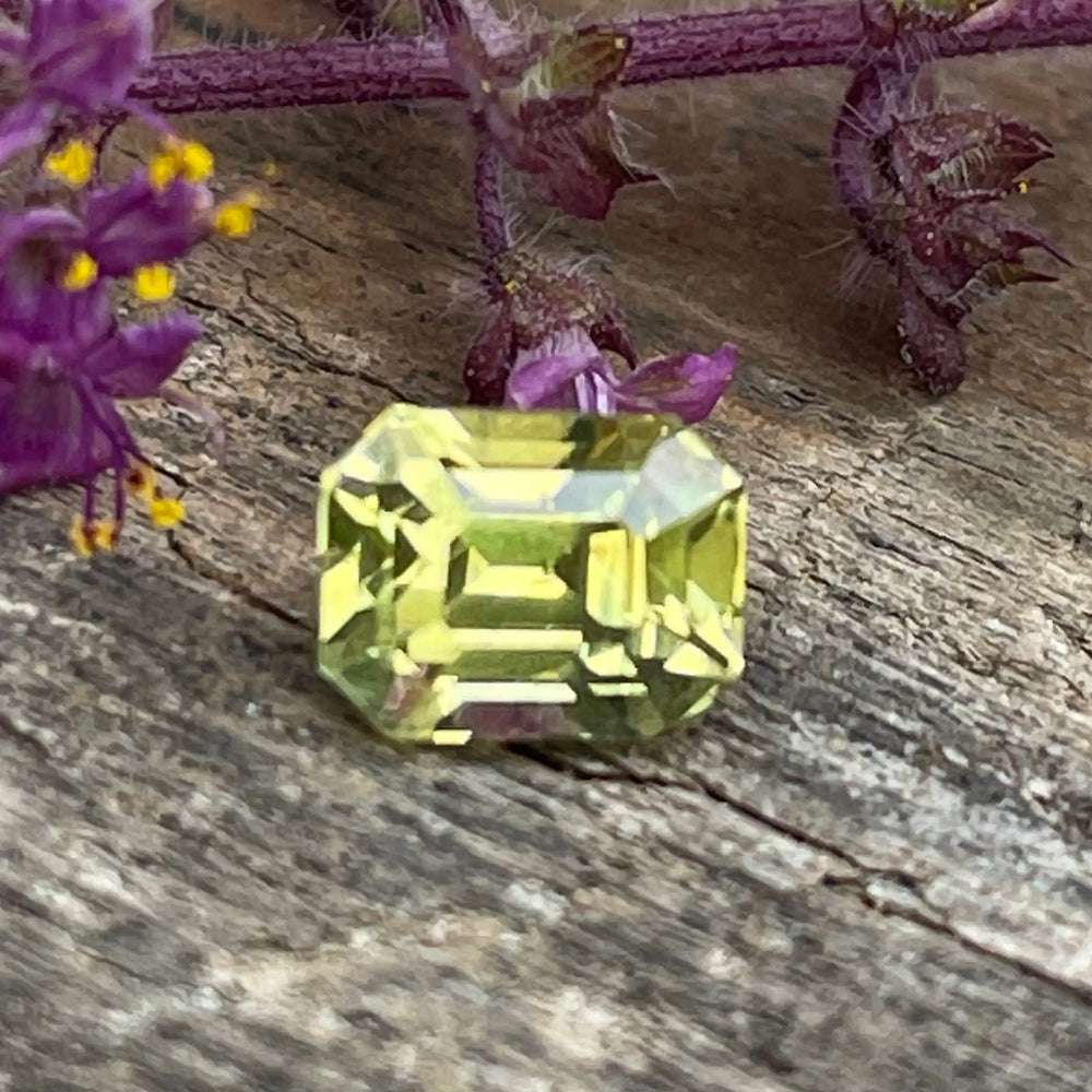 Yellow Sapphire l  0.85 Ct l Emerald l 5.5x4.2x4.1mm l Madagascar  l Sapphire For Engagement Ring l Natural Sapphires  