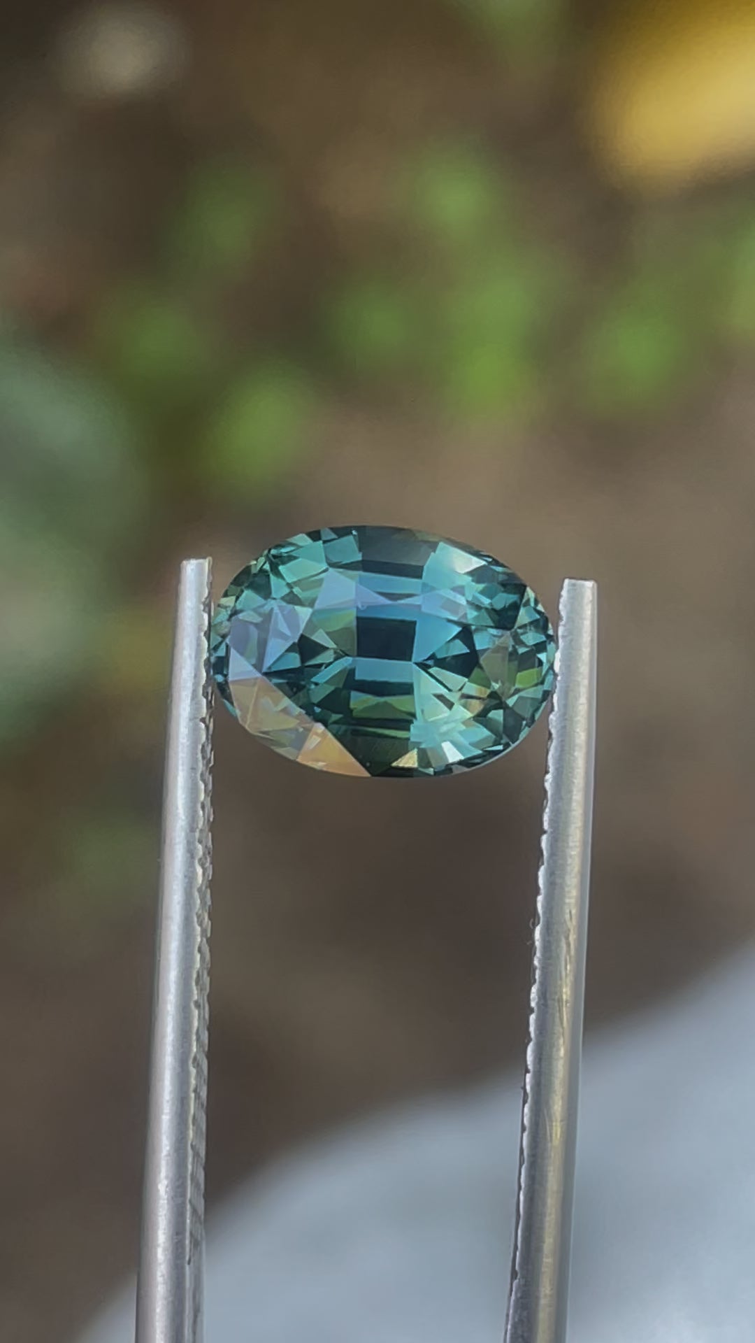 Teal Sapphire | 2.65 CT