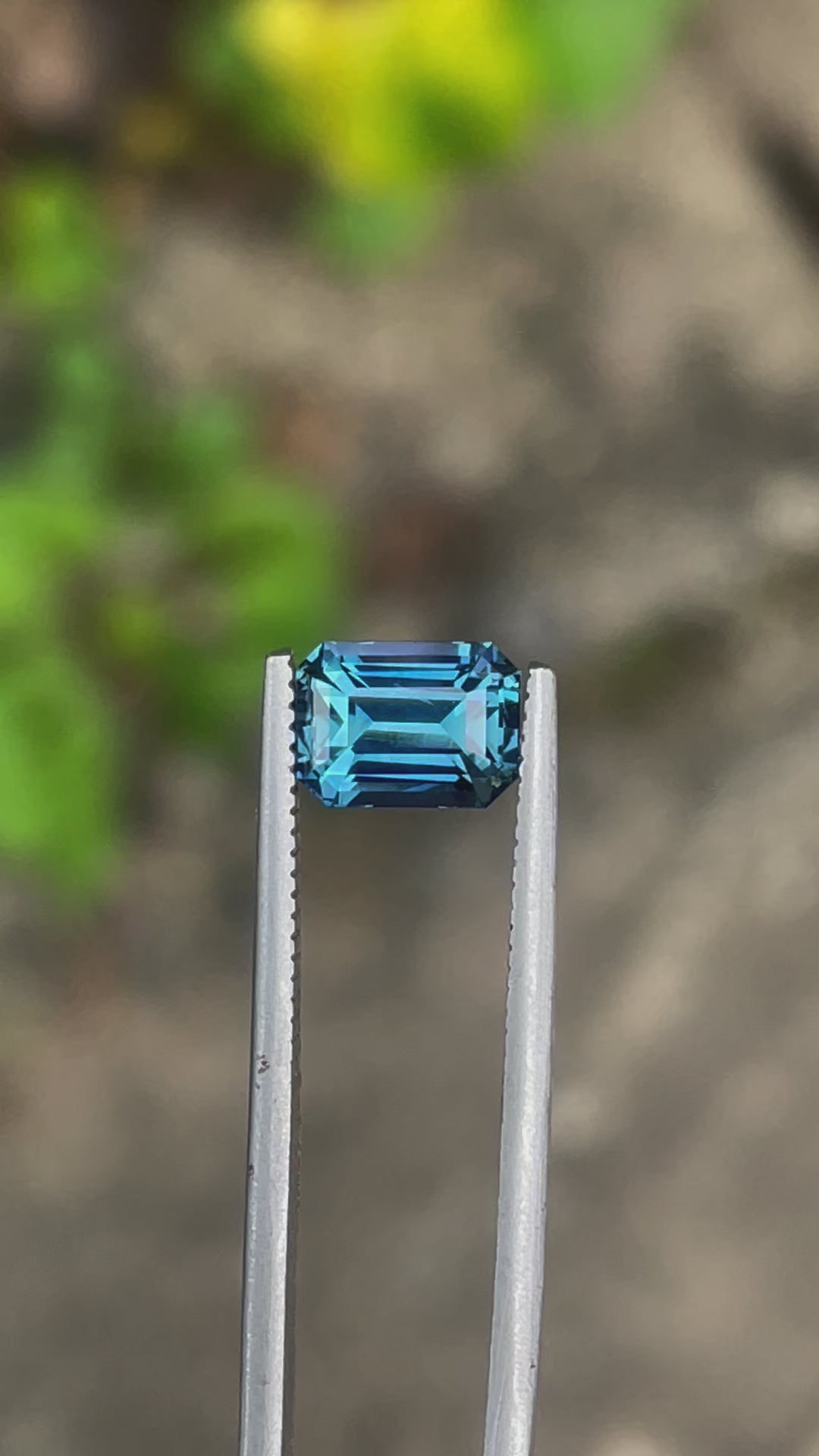 Teal Sapphire - Crystalgemlk.com