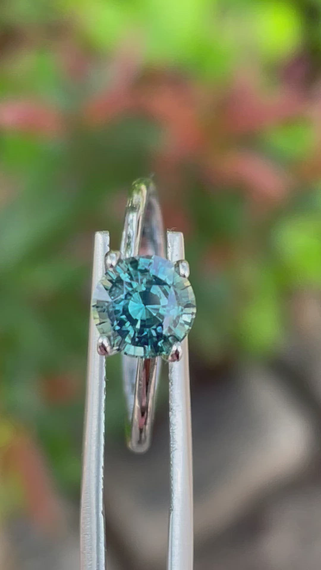 TEAL SAPPHIRE 1.38 CT