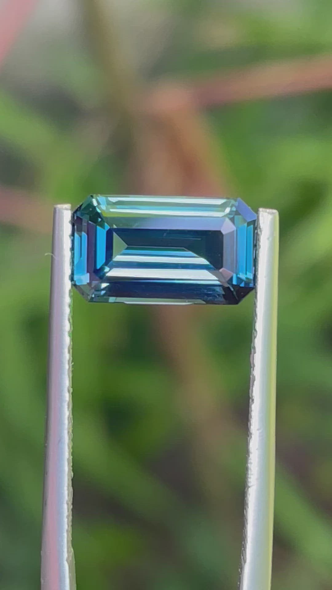 2.59 Ct Unheated Teal Sapphire For Bespoke Jewelry 