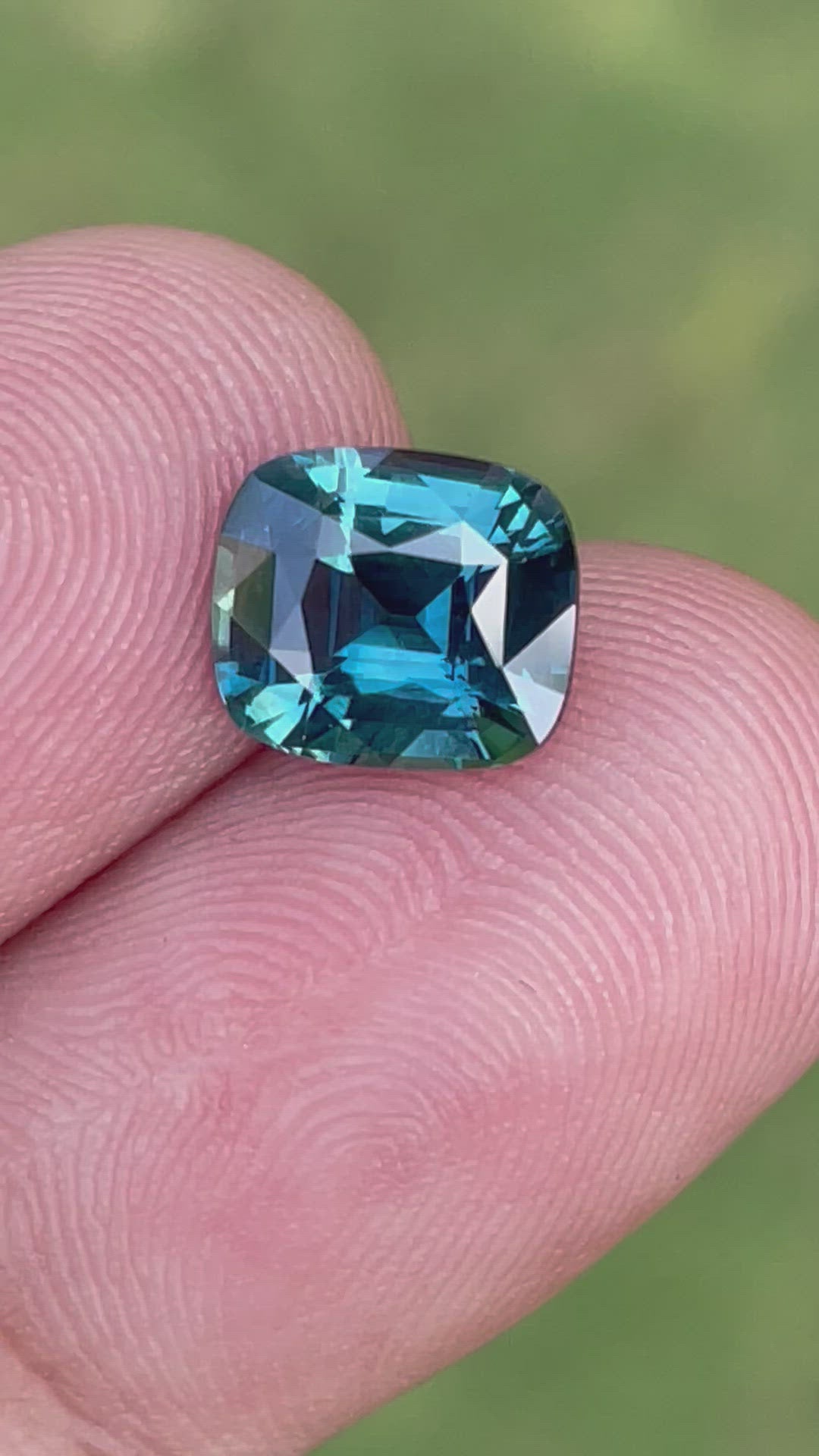 Fine Teal Sapphire For Bespoke Engagement Ring 