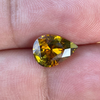 2.6ct Orange Sapphire for Bespoke Jewelry 