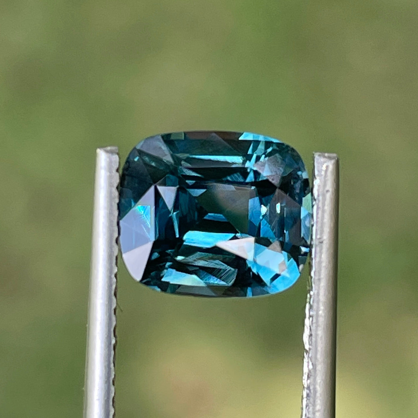 Fine Teal Sapphire For Bespoke Engagement Ring 