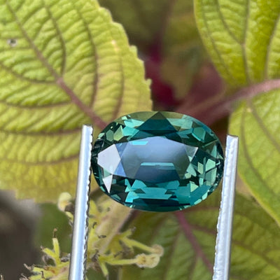 Fine Green Sapphire For Bespoke Engagement Ring 