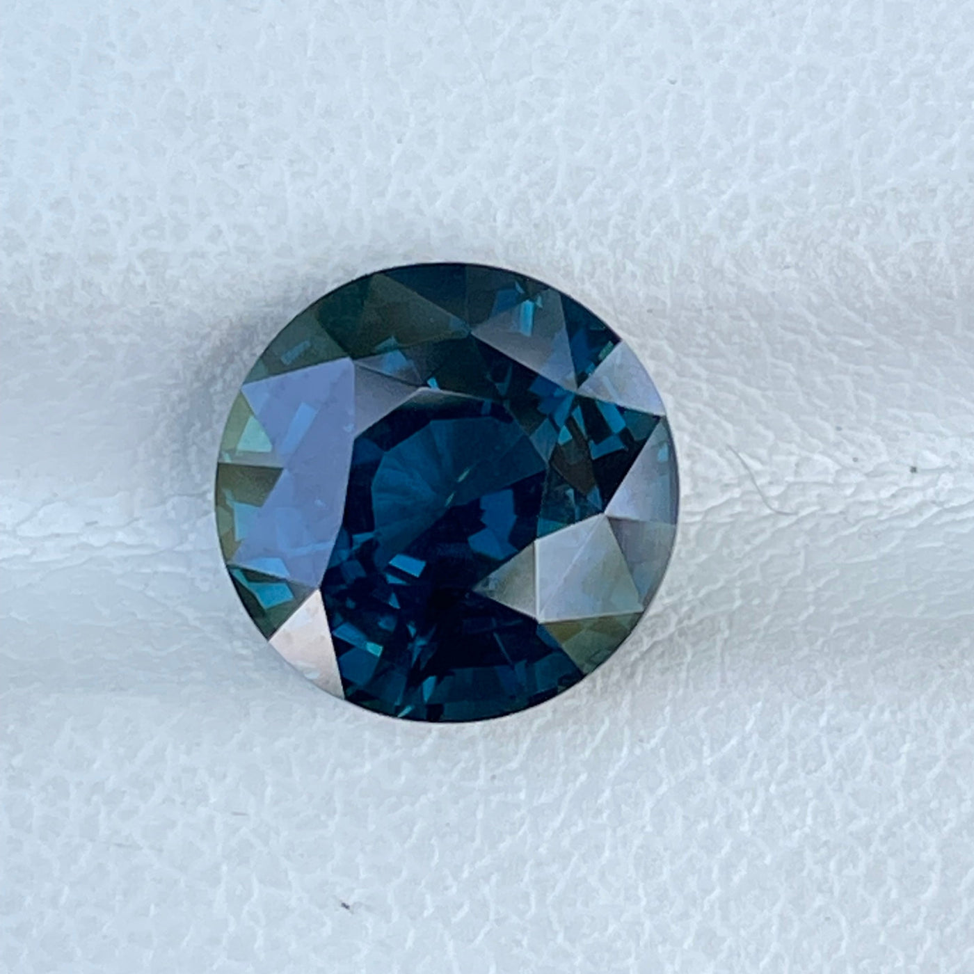 Fine Round Shaped Teal Sapphire For Bespoke Engagement Ring
