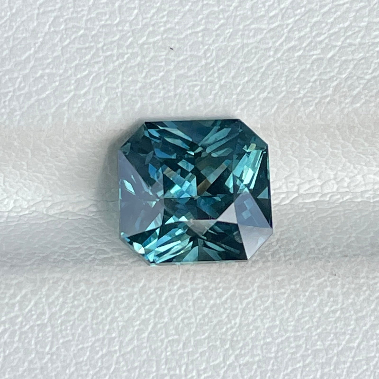 Fine Teal Sapphire For Bespoke Engagement Ring 