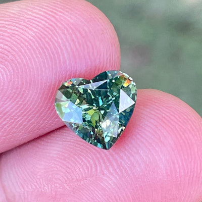 Fine Natural Green Sapphire For Bespoke Engagement Ring 