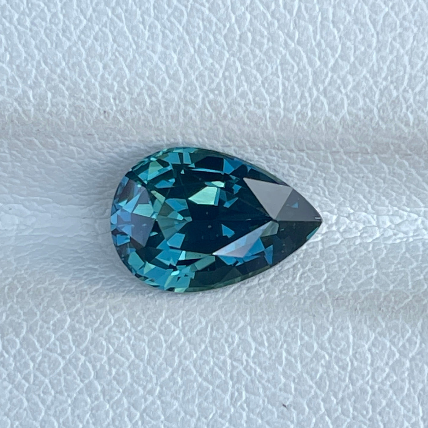 Unheated Teal Sapphire for Bespoke engagement ring for competitive price