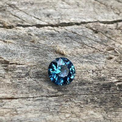 0.72 Teal Sapphire Round Shaped 
