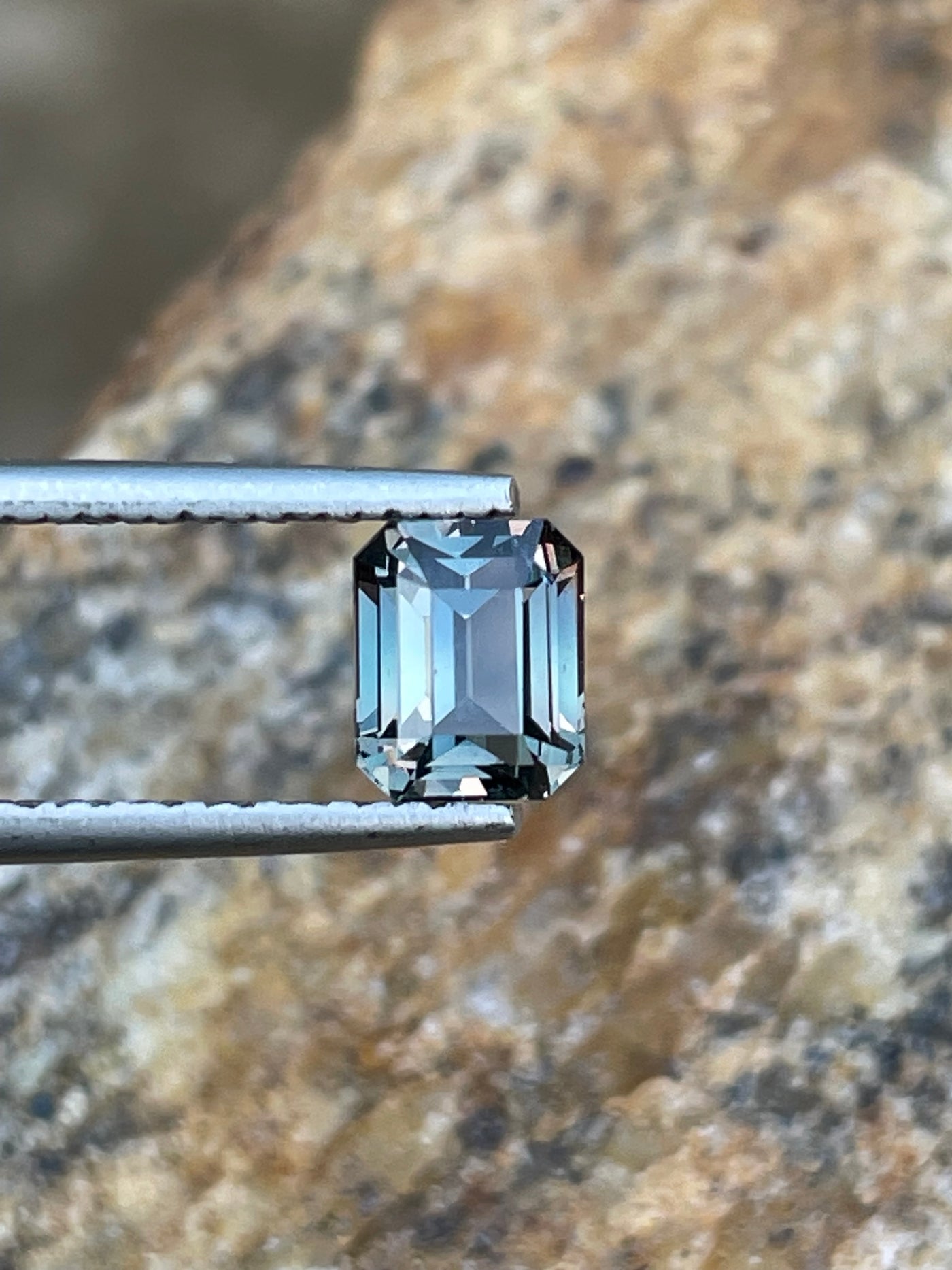 Color Change Sapphire l 1.24 Ct