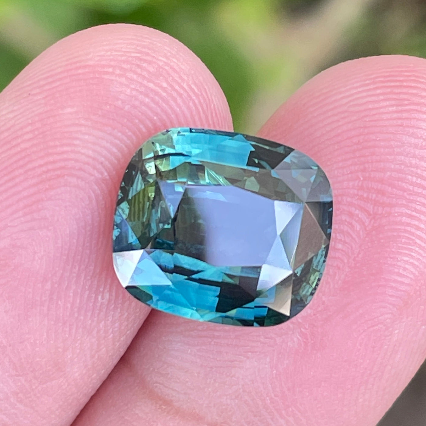 Teal Sapphire 10 Ct For Bespoke Engagement Ring