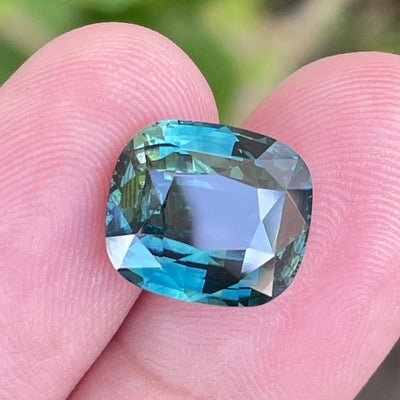 Teal Sapphire 10 Ct For Bespoke Engagement Ring