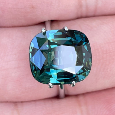 Teal Sapphire 10 Ct For Bespoke Engagement Ring