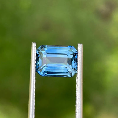 Fine Blue Sapphire For Bespoke Engagement Ring 