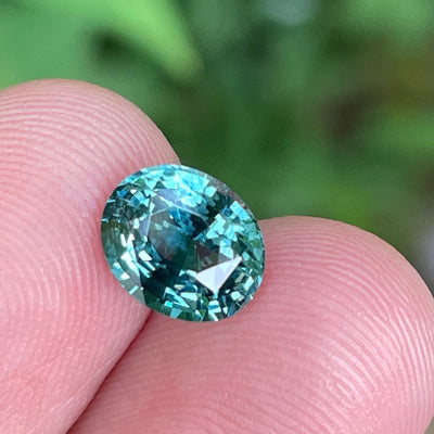 Natural Green Sapphire For Bespoke Engagement Ring 