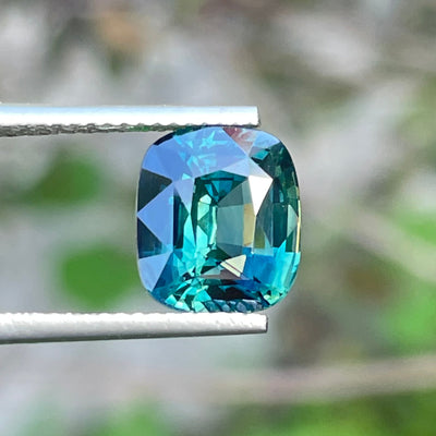 Peacock Sapphire  4.55 Ct