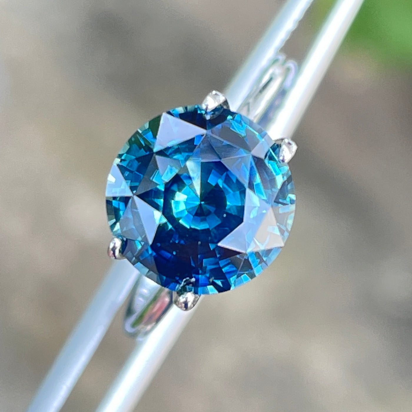 TEAL  SAPPHIRE  5.15 CT