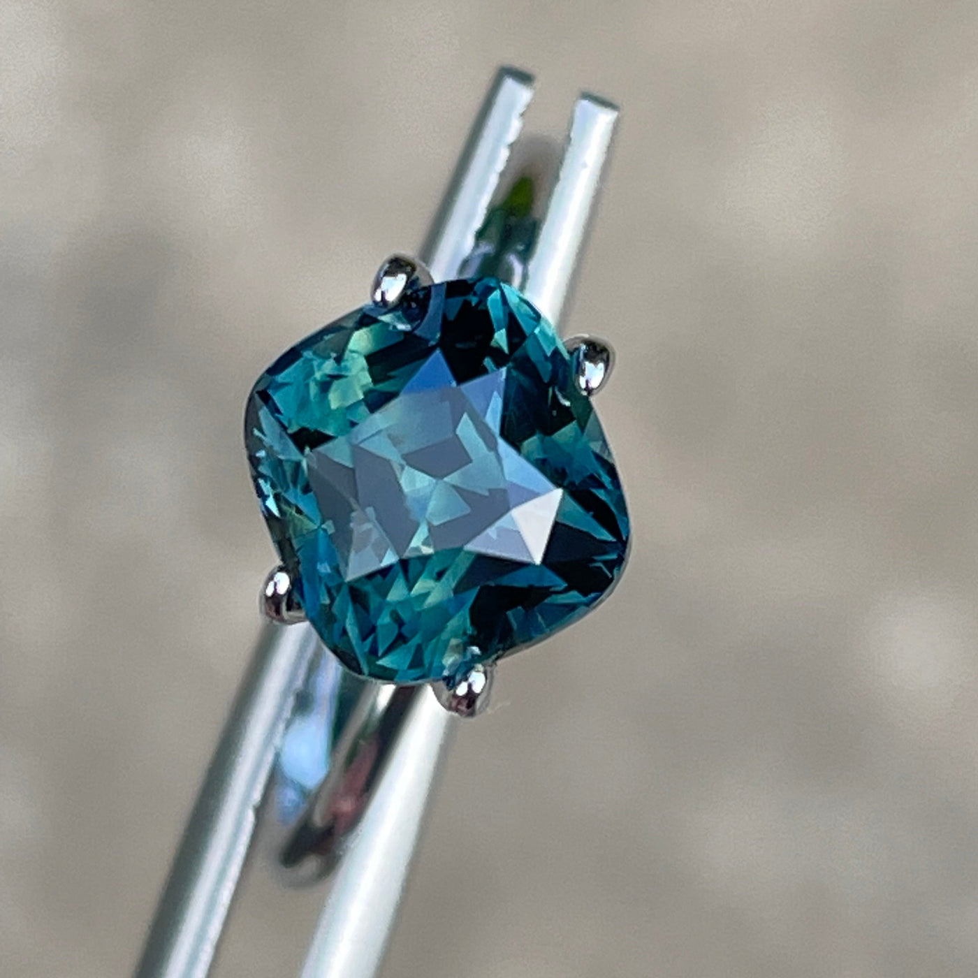 Teal Sapphire  3.54 Ct