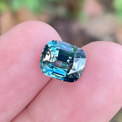 Peacock Sapphire  3.64 Ct