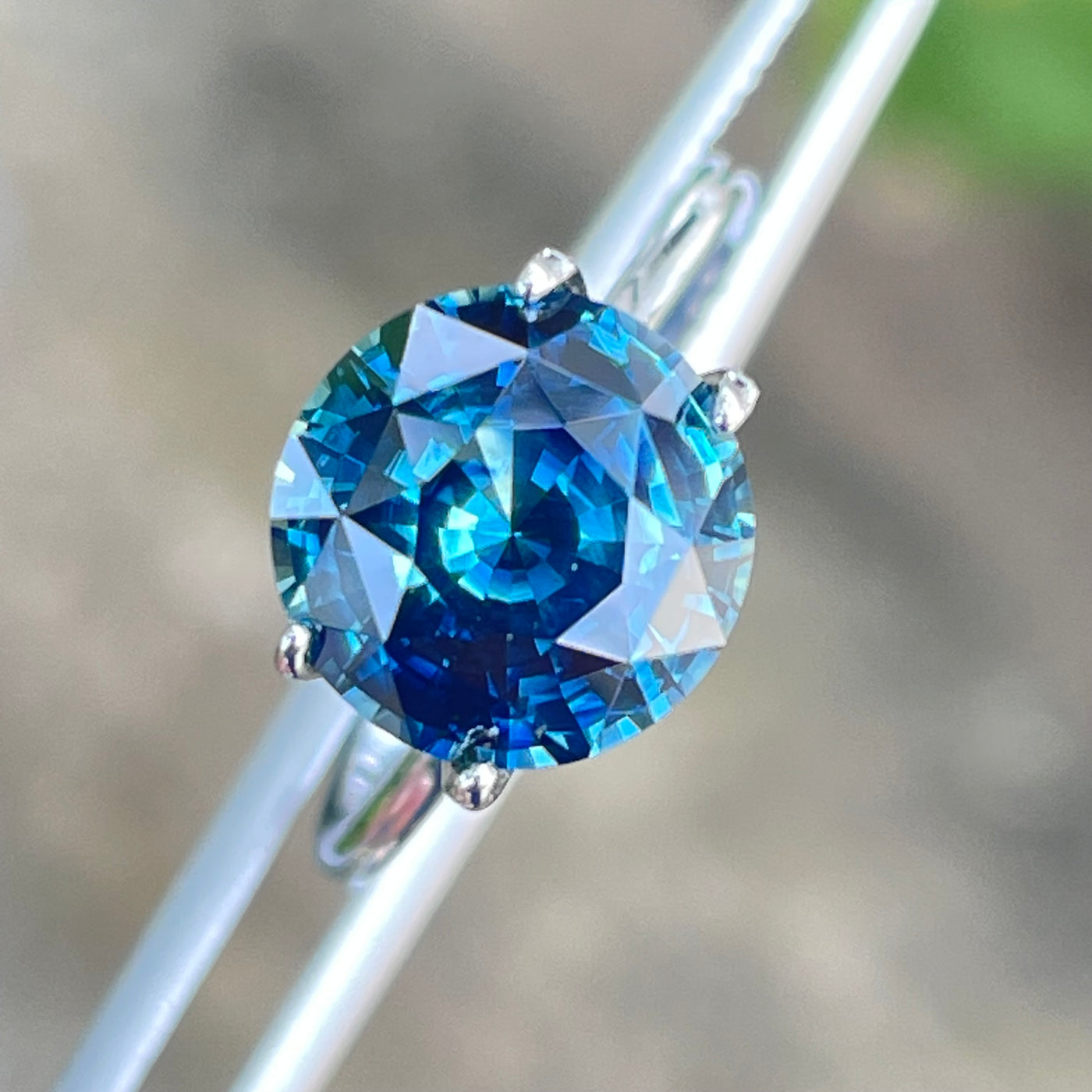 TEAL  SAPPHIRE  5.15 CT