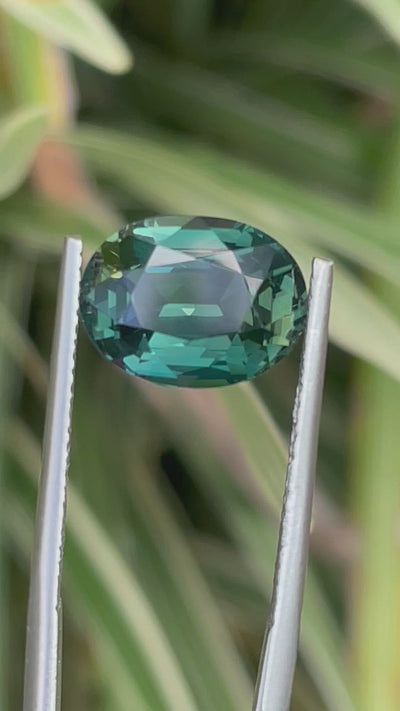 VFine Natural Sapphire For Bespoke Engagement Ring 