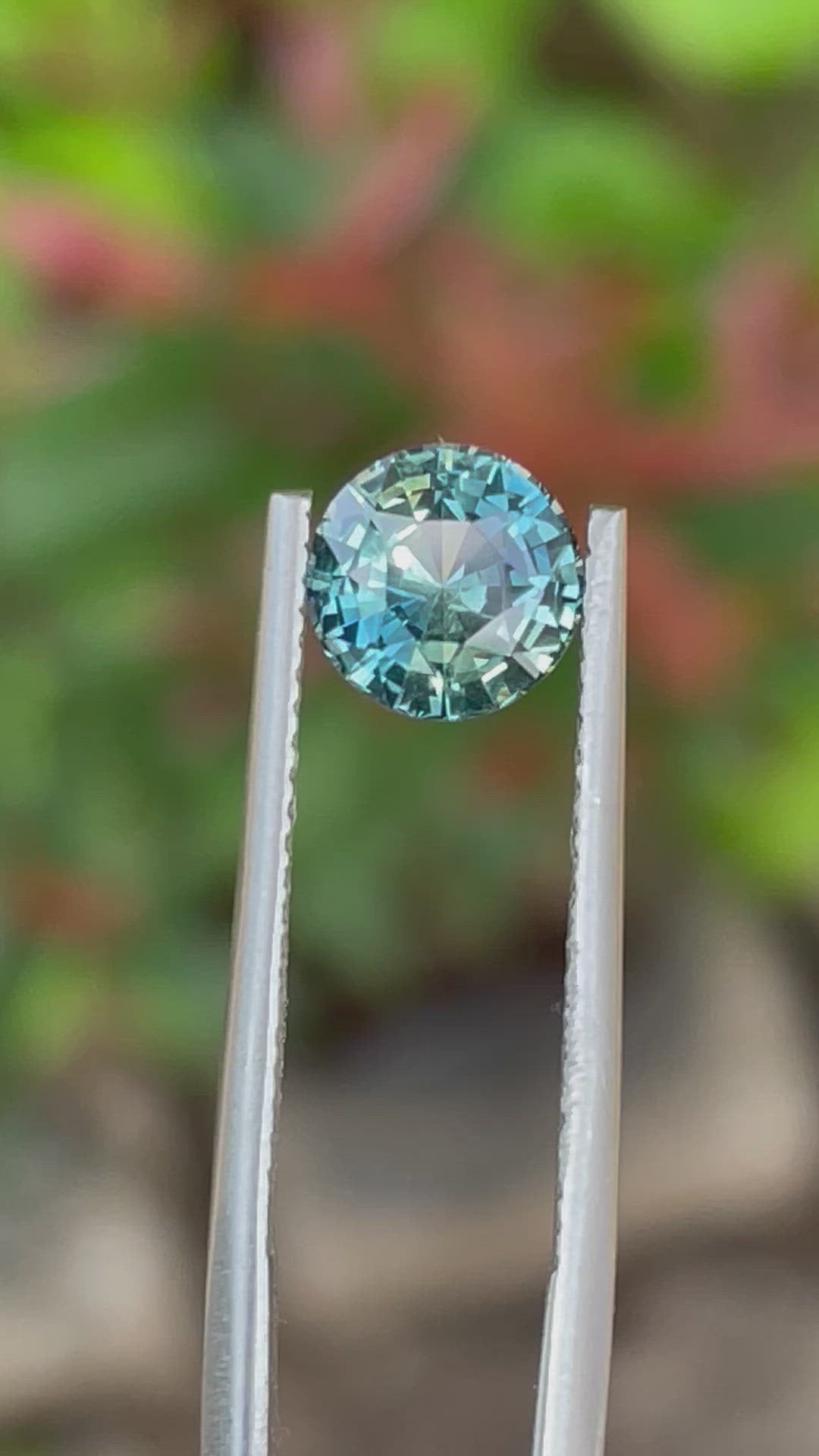 TEAL SAPPHIRE 1.55 CT