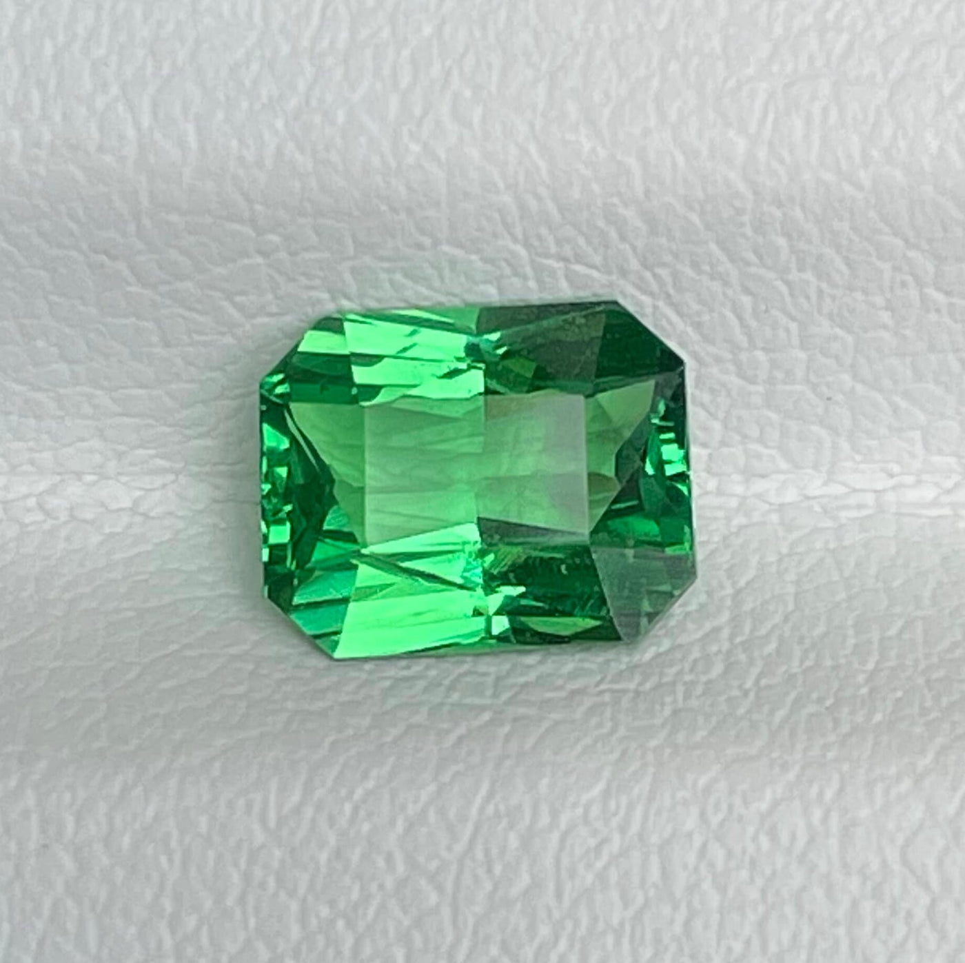 Tsavourite l 1.51 Ct l Natural l Tanzania l 7.4x5.9x3.7mm l Green Garnet l Tsavourite Engagement Ring