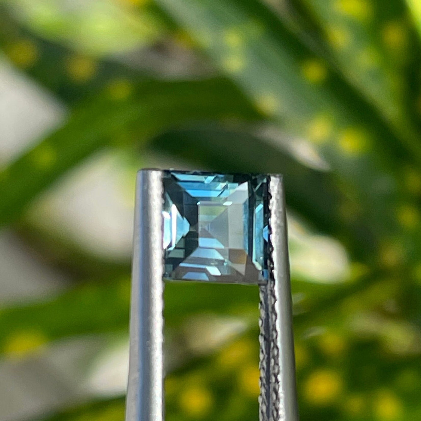 Teal Sapphire  1.18 Ct
