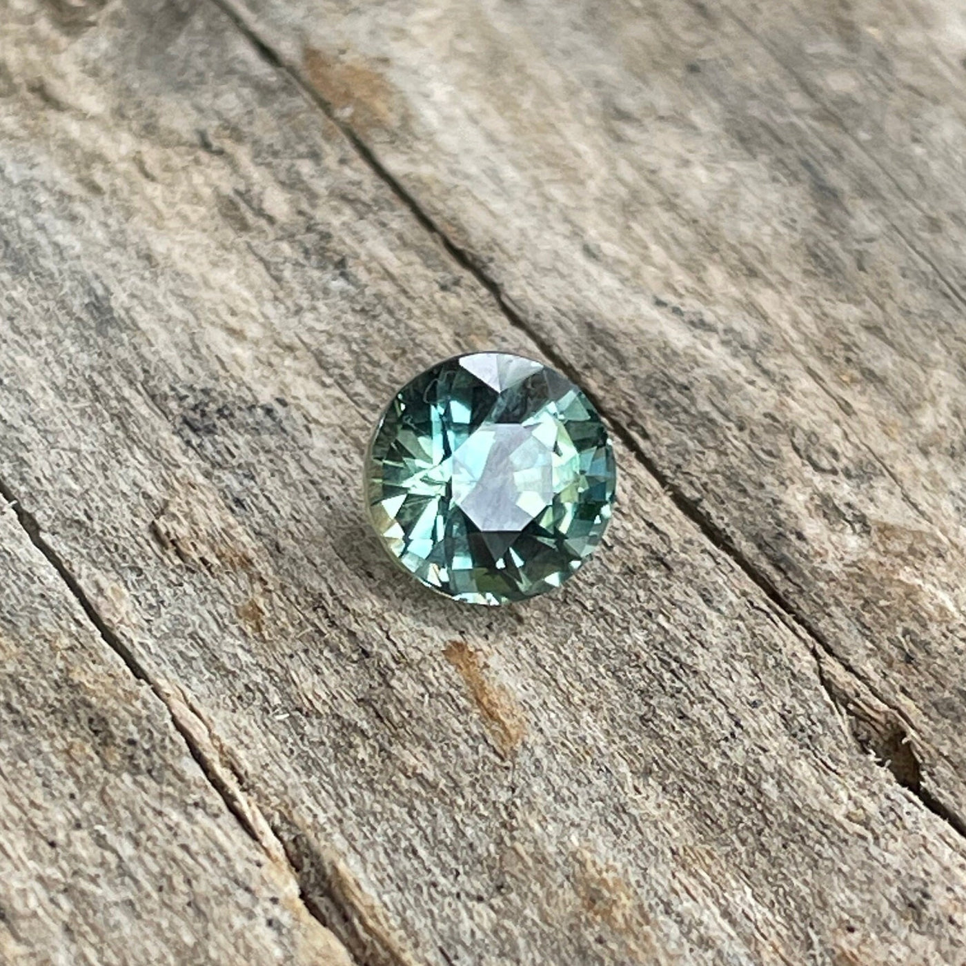 Green Sapphire  1.02 Ct