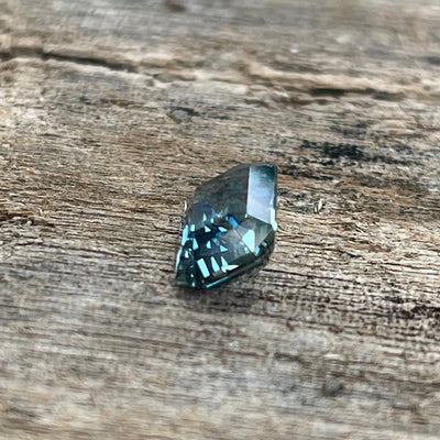 Teal Sapphire   1.12 Ct