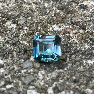Teal Sapphire  1.25 Ct