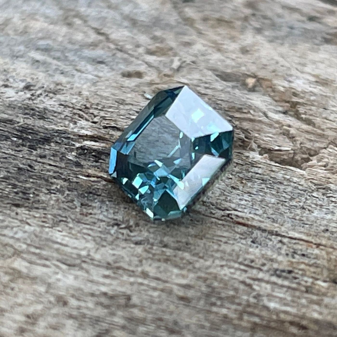 Teal Sapphire  1.20 Ct