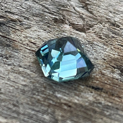Teal Sapphire  1.20 Ct