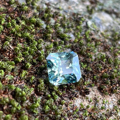 Teal Sapphire  1.10 Ct