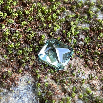 Teal Sapphire  1.10 Ct