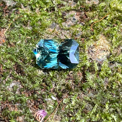 Teal Sapphire   1.55 Ct