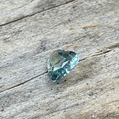 Green Sapphire 0.88 Ct