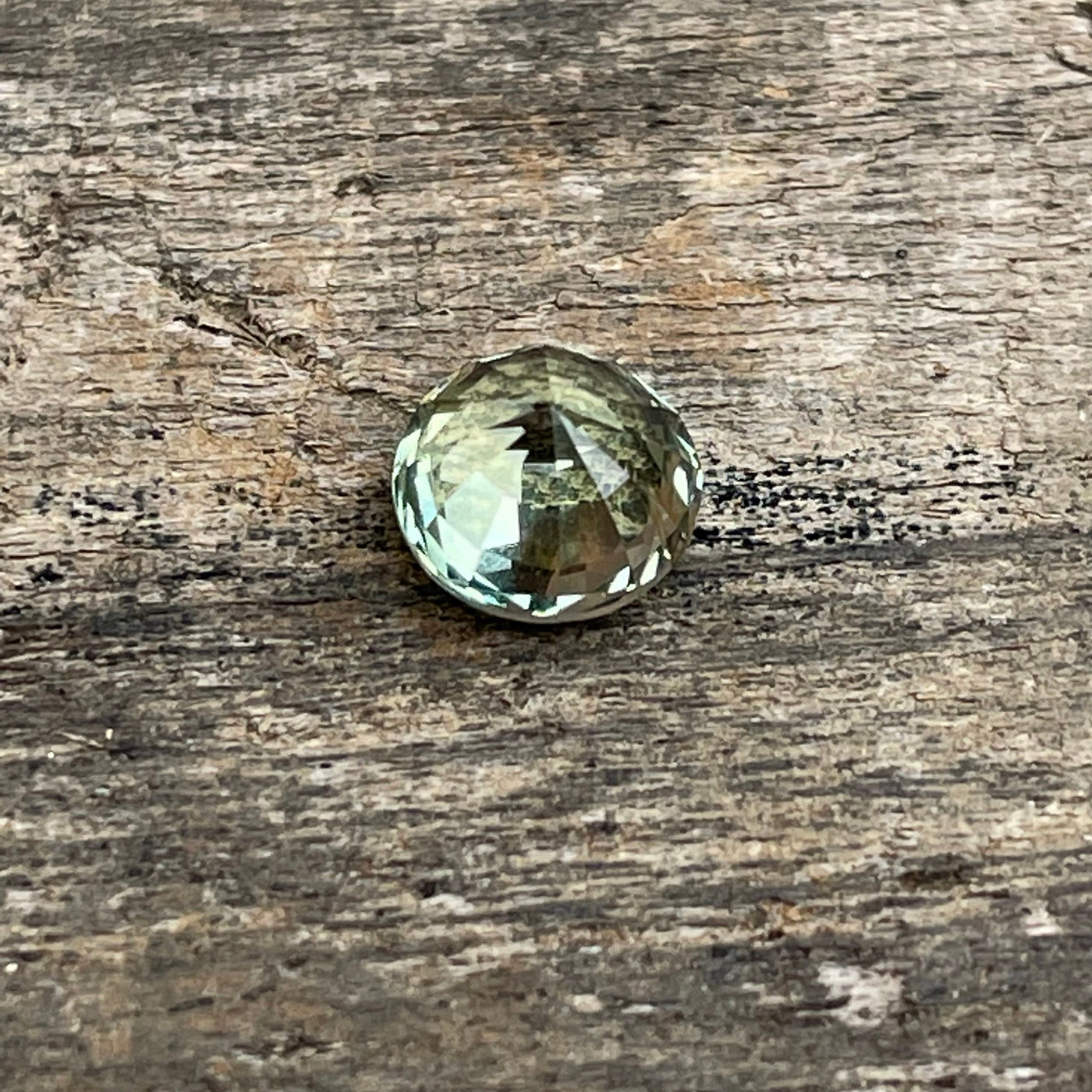 Green Sapphire  0.77 Ct