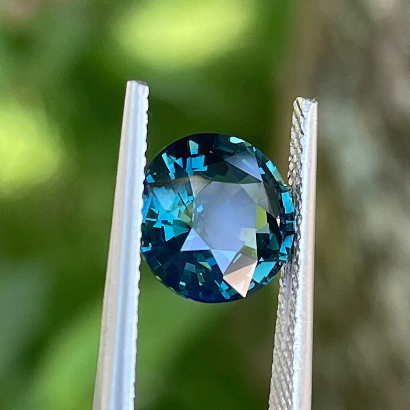 Teal Sapphire  3.52 Ct