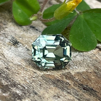 Green Sapphire 1.02 Ct