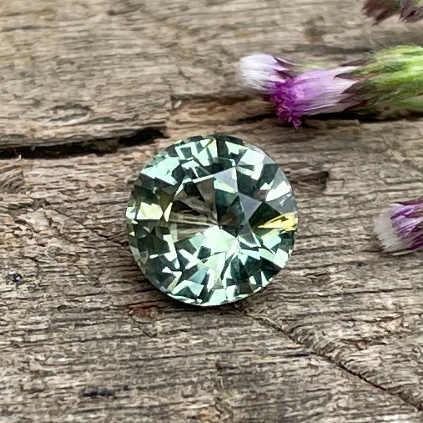 Green Sapphire  0.77 Ct