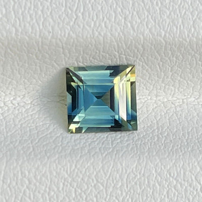 Parti Sapphire  1.10 Ct