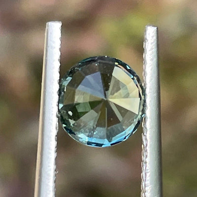 Green Sapphire  1.9 Ct