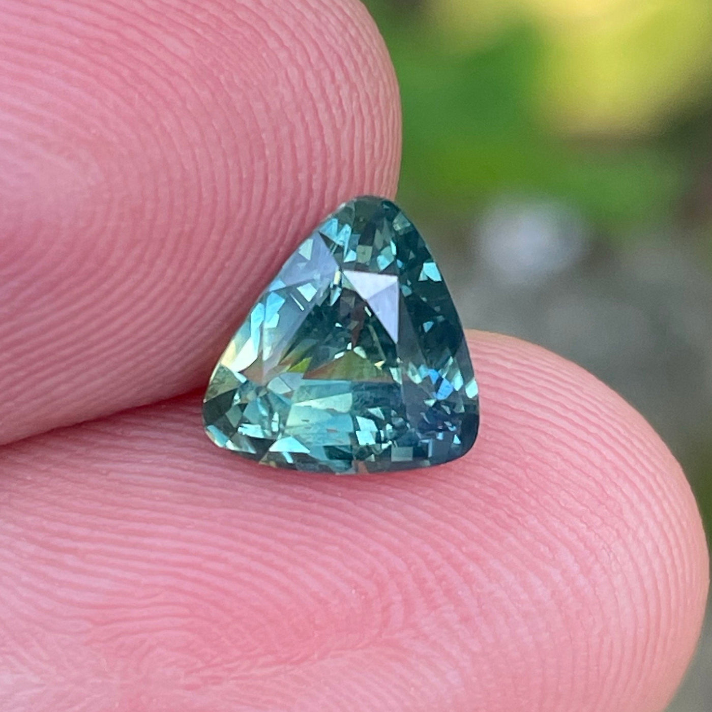 Parti Sapphire  2.10 Ct