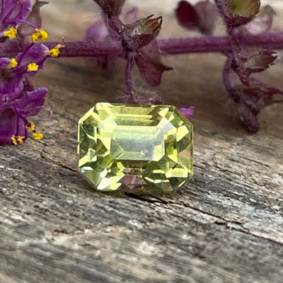 Yellow Sapphire l  0.85 Ct l Emerald l 5.5x4.2x4.1mm l Madagascar  l Sapphire For Engagement Ring l Natural Sapphires