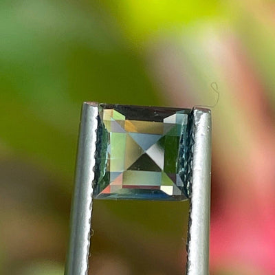 Teal Sapphire  1.18 Ct