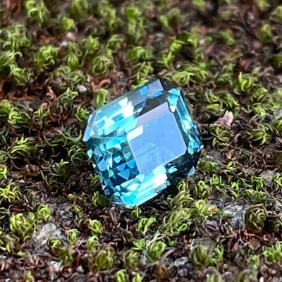 Teal Sapphire  1.26 Ct
