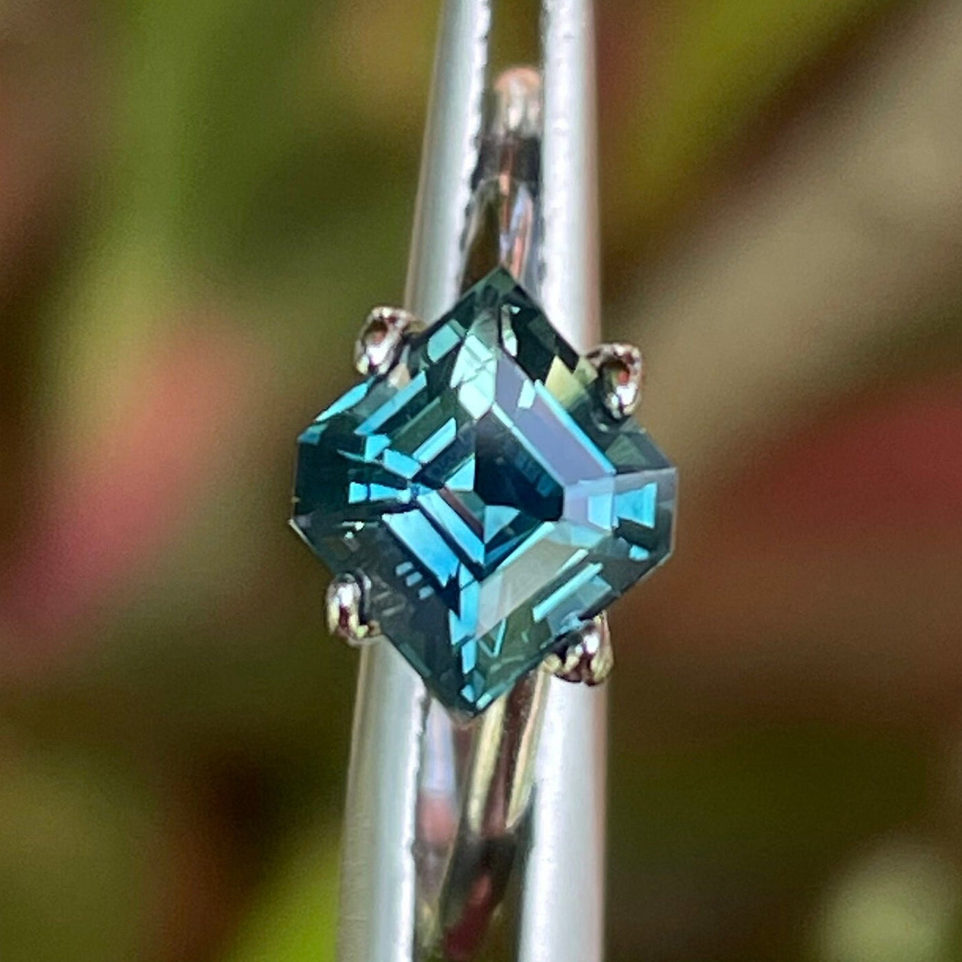 Teal Sapphire  1.53 Ct